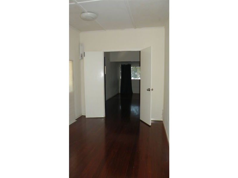 36 Whitby Street, Southport QLD 4215