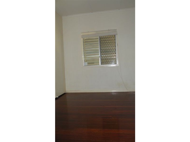 36 Whitby Street, Southport QLD 4215