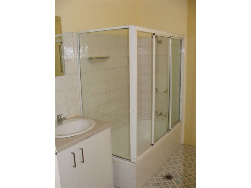 4/26 Leonard Ave, Surfers Paradise QLD 4217