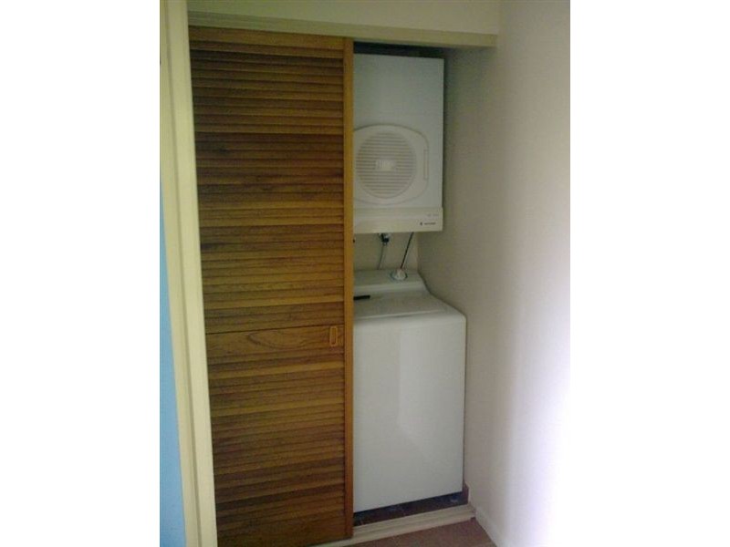 14/14 Spendelove Av, Southport QLD 4215