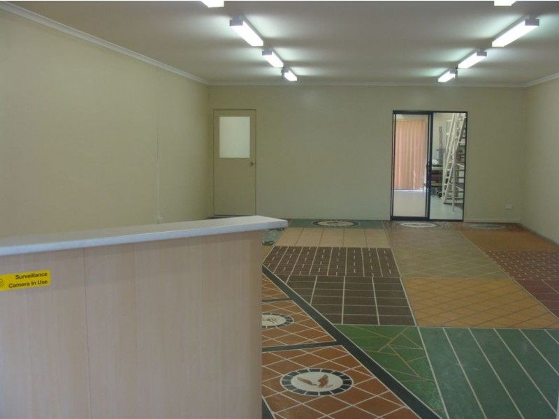 2/152 Siganto Drive, Helensvale QLD 4212