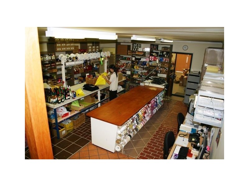 2/152 Siganto Drive, Helensvale QLD 4212