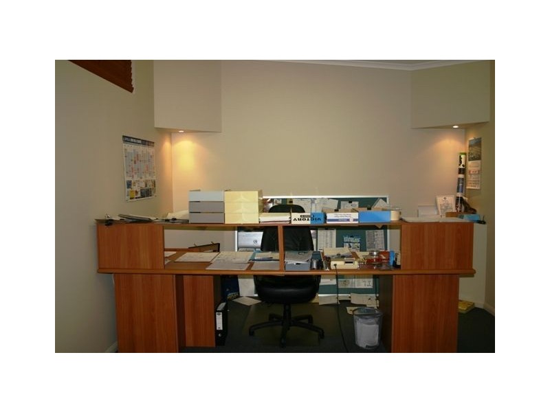 2/152 Siganto Drive, Helensvale QLD 4212