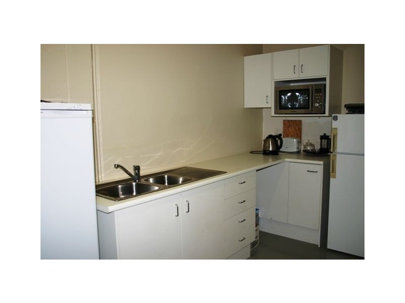 2/152 Siganto Drive, Helensvale QLD 4212