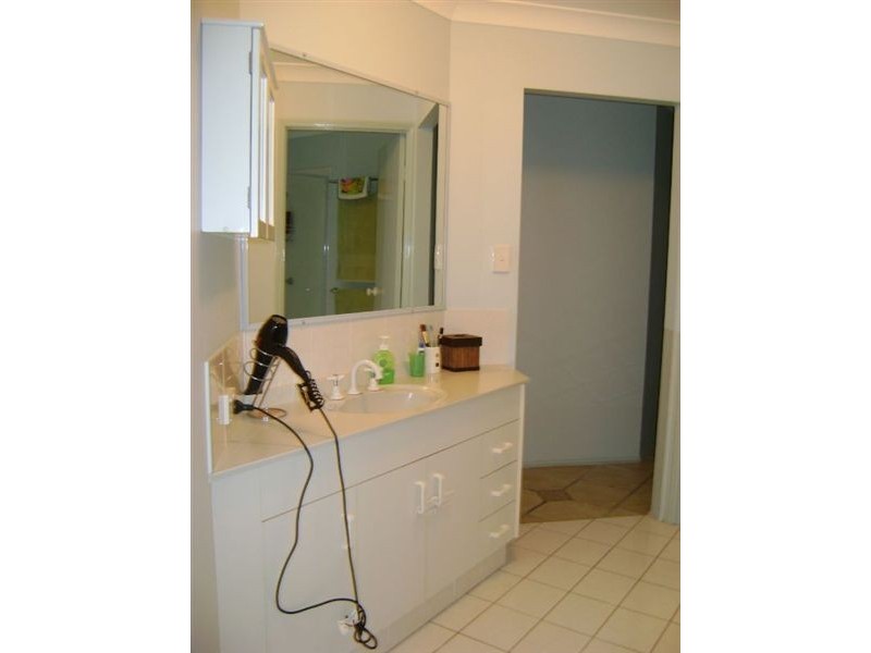 40/88 Cotlew Street East, Southport QLD 4215