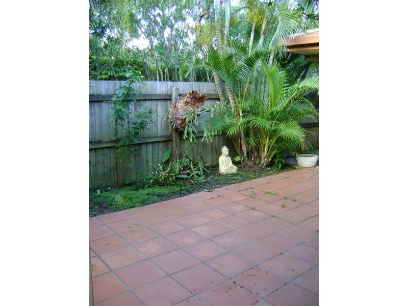 40/88 Cotlew Street East, Southport QLD 4215