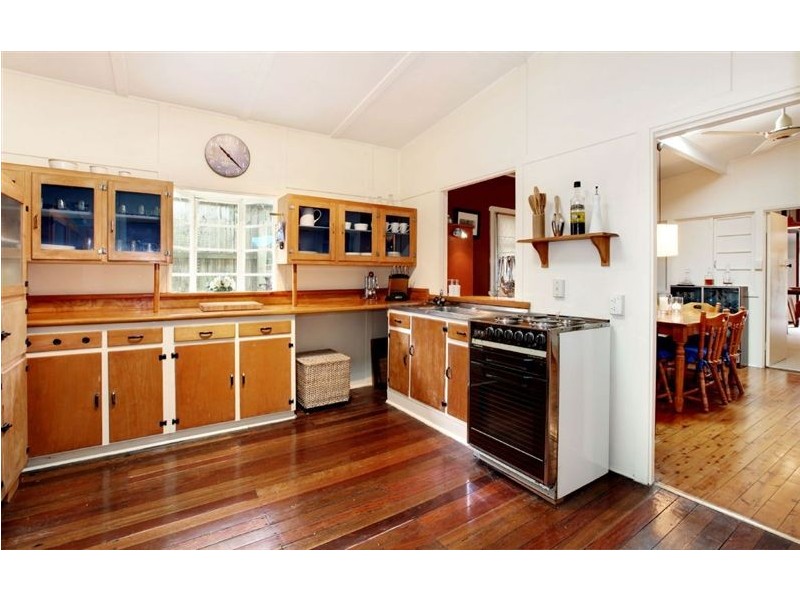 37 Stevens St, Southport QLD 4215