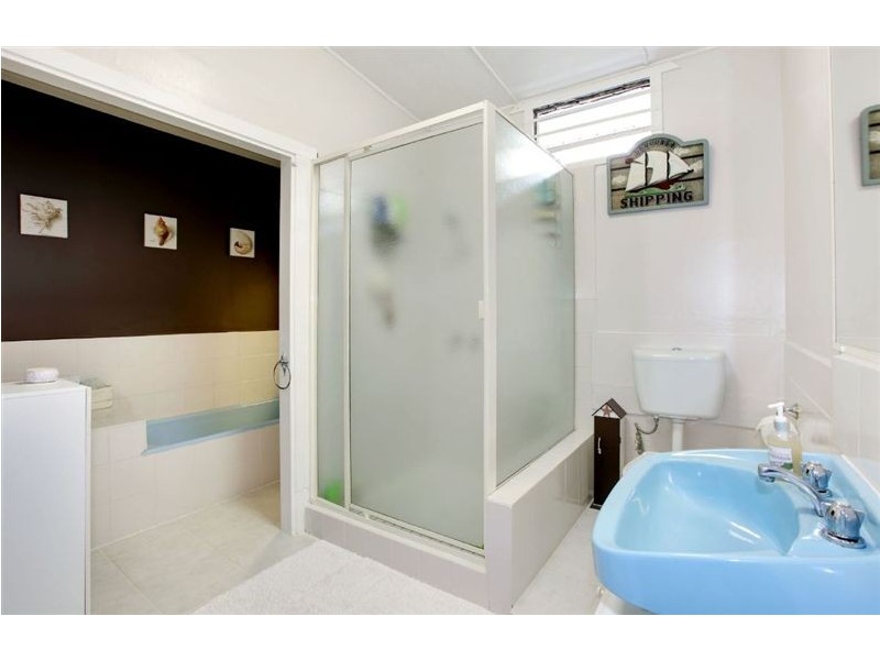 37 Stevens St, Southport QLD 4215