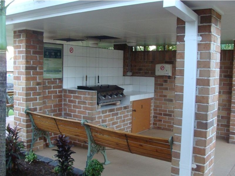 21/97 Edmund Rice Drive, Southport QLD 4215