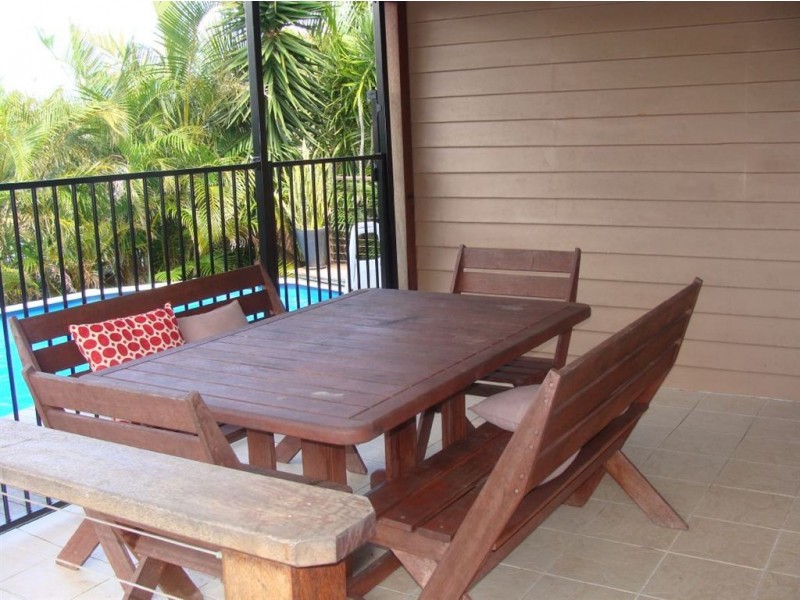 19 Second Avenue,, Southport QLD 4215