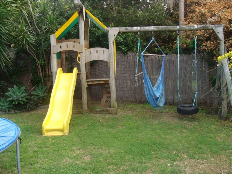 19 Second Avenue,, Southport QLD 4215