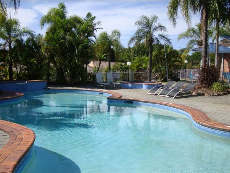 74/33 Edmund Rice Drive, Southport QLD 4215