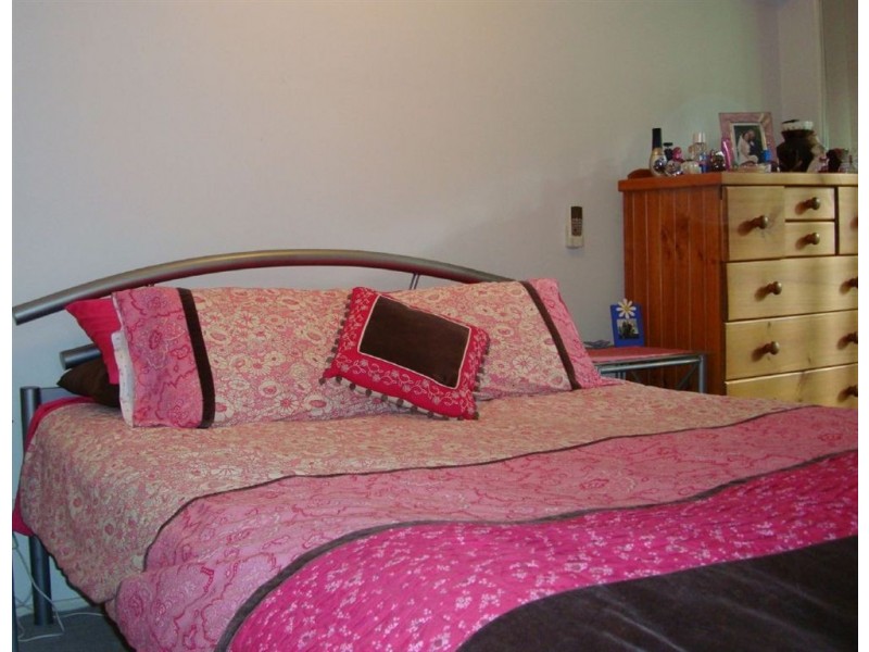 74/33 Edmund Rice Drive, Southport QLD 4215