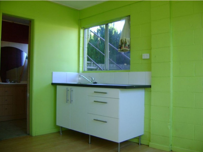 14 Rodlan Parade, Labrador QLD 4215