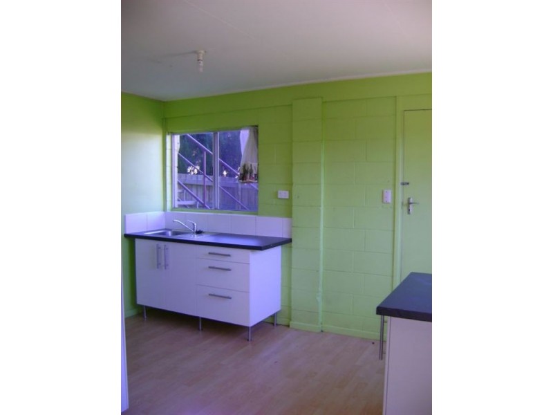 14 Rodlan Parade, Labrador QLD 4215