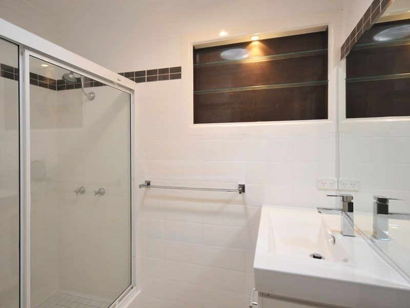 118 Rio Vista Blvd, Broadbeach Waters QLD 4218