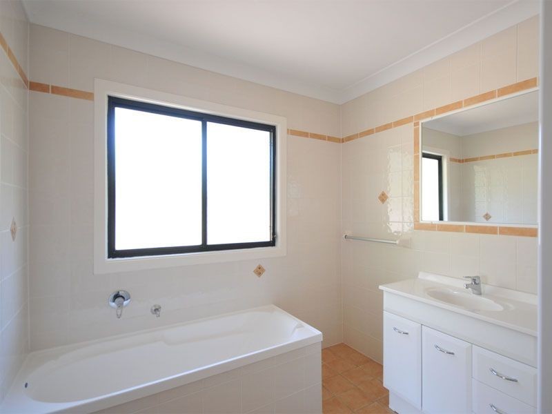 118 Rio Vista Blvd, Broadbeach Waters QLD 4218