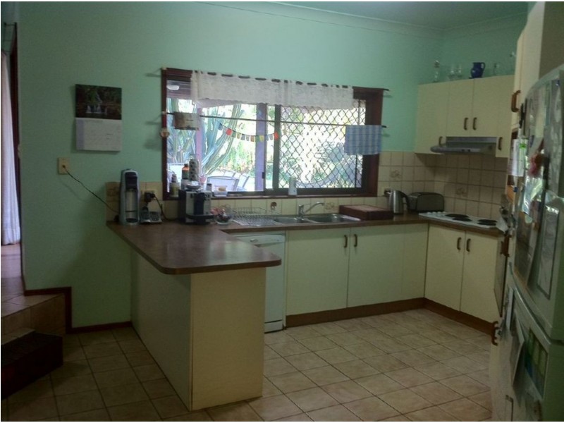 52 Pappas Way, Carrara QLD 4211