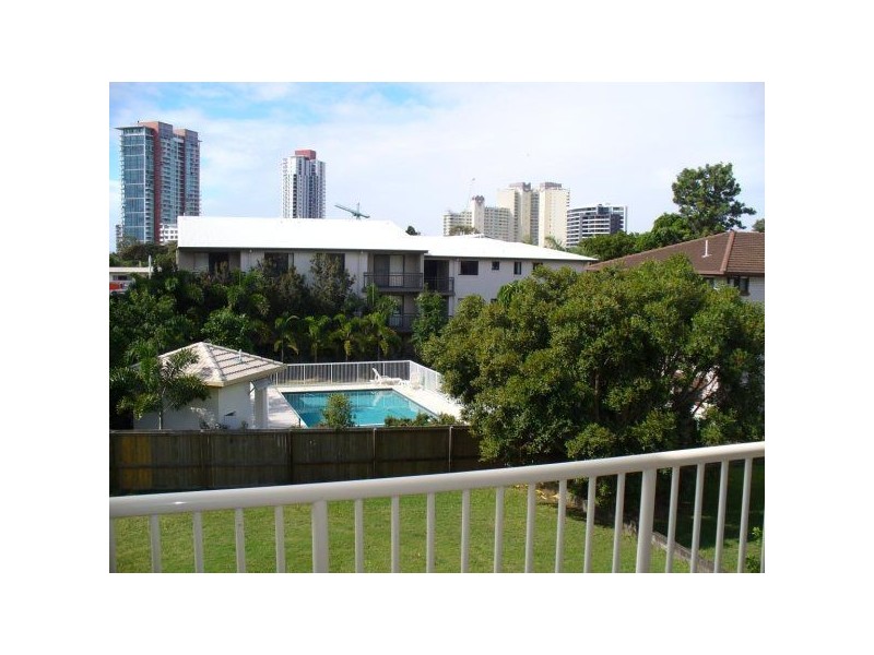 16/64 Queen St, Southport QLD 4215