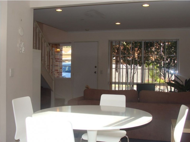 36/27 Rain Tree Glen, Coombabah QLD 4216