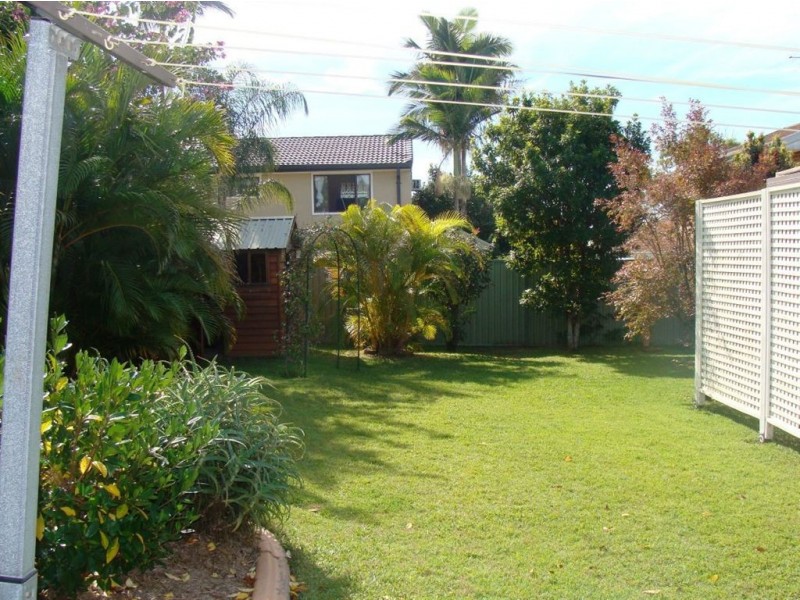 4 Barradine Cr, Helensvale QLD 4212