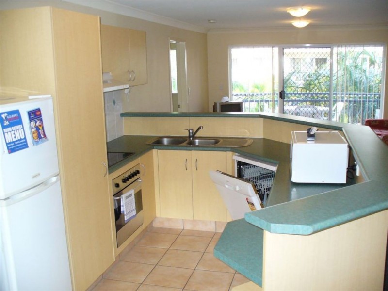 55/148 Marine Parade, Southport QLD 4215