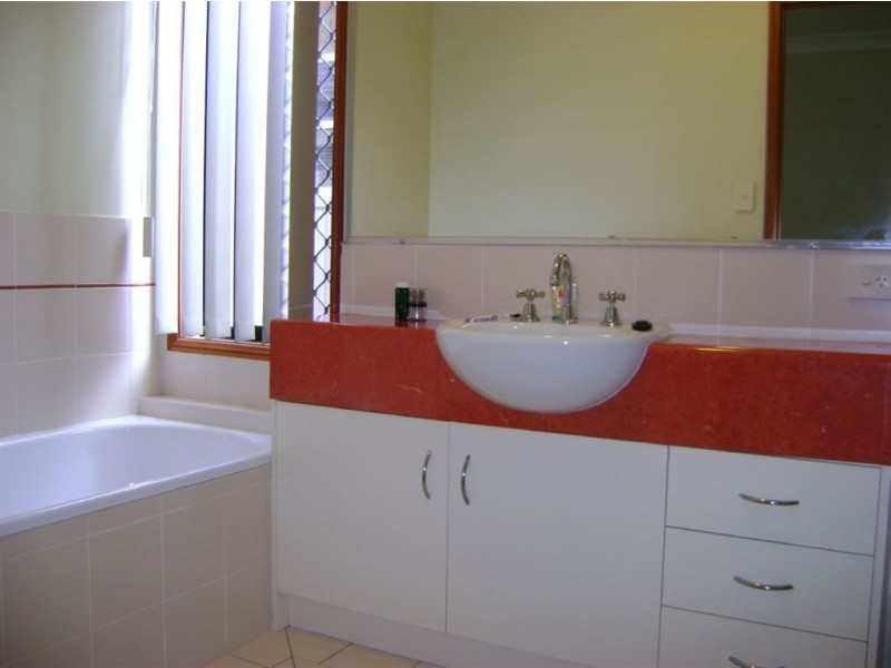 2/68 Stevens St, Southport QLD 4215