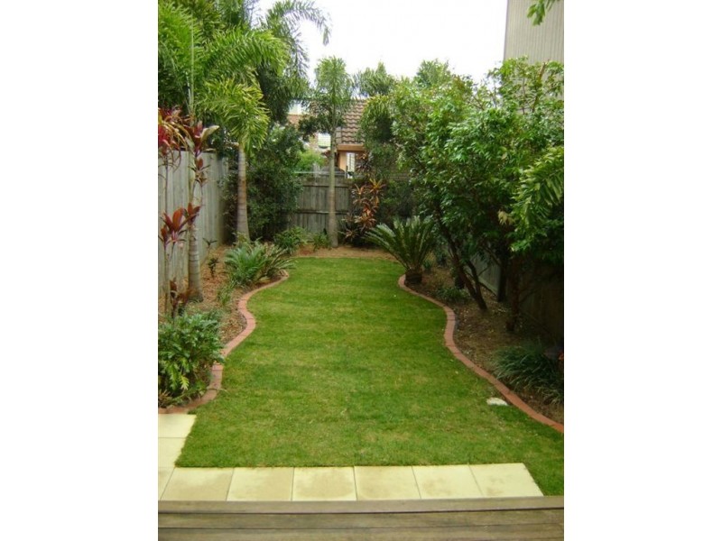 2/68 Stevens St, Southport QLD 4215