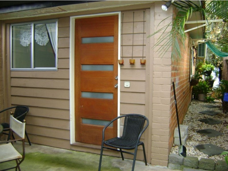 19a Second Avenue, Labrador QLD 4215