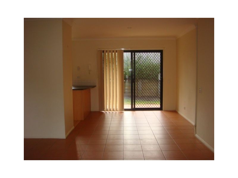 12/20 Brown St, Labrador QLD 4215