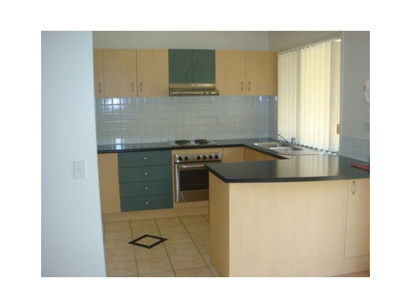 12/20 Brown St, Labrador QLD 4215