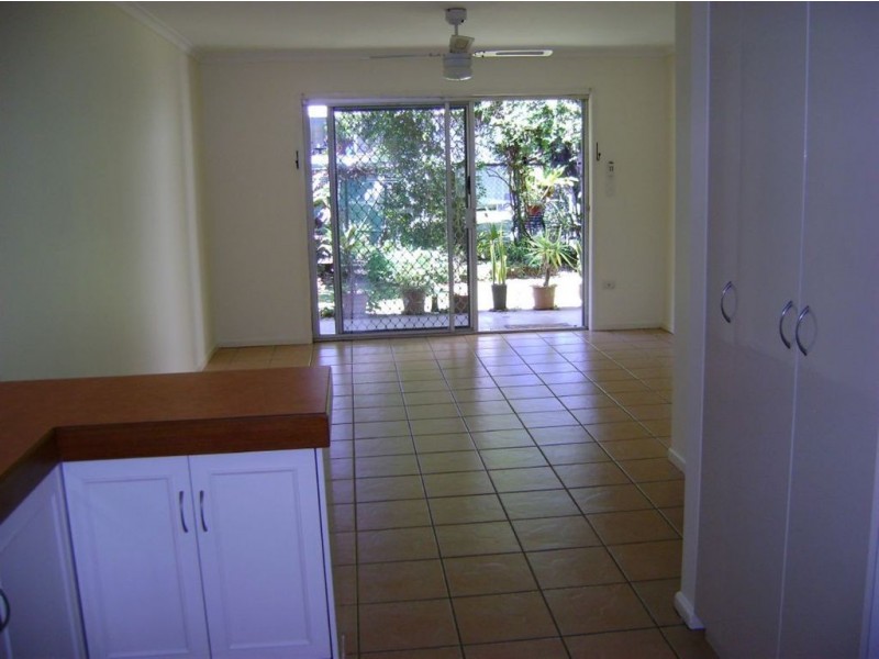 3/10 Tuesley Easement, Southport QLD 4215
