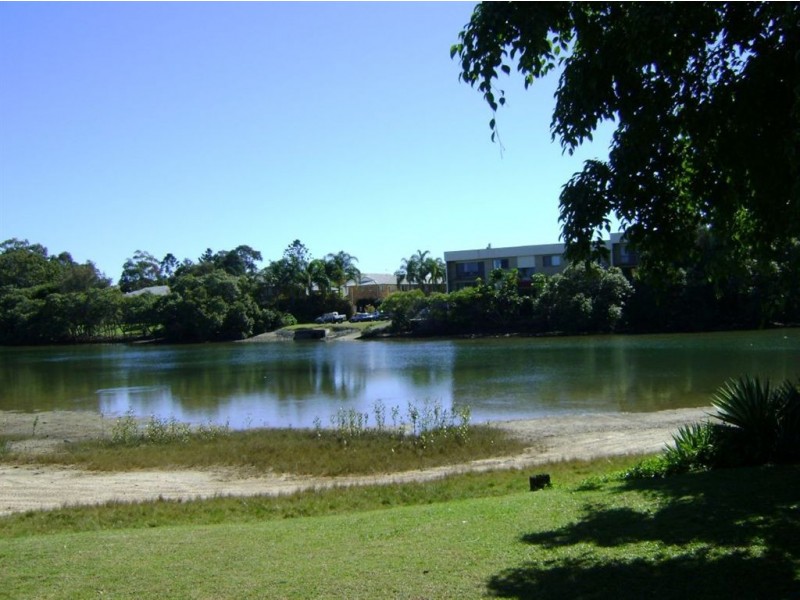3/10 Tuesley Easement, Southport QLD 4215