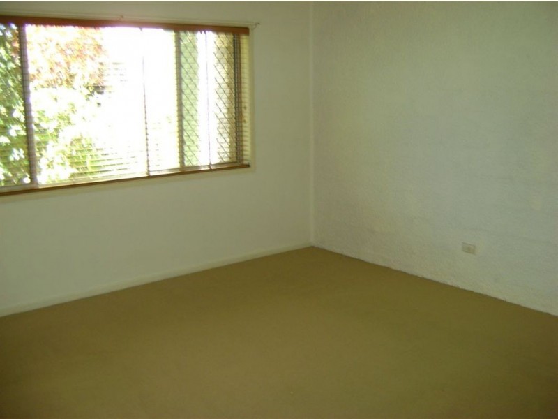 3/10 Tuesley Easement, Southport QLD 4215