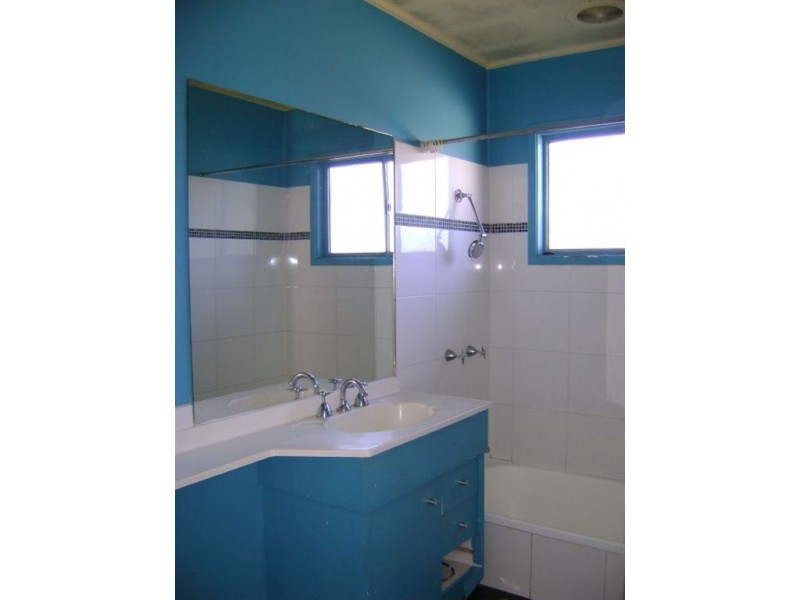 14 Rodlan Pde, Southport QLD 4215