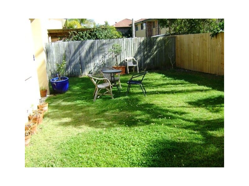 32/50 St Kevins Ave, Benowa QLD 4217