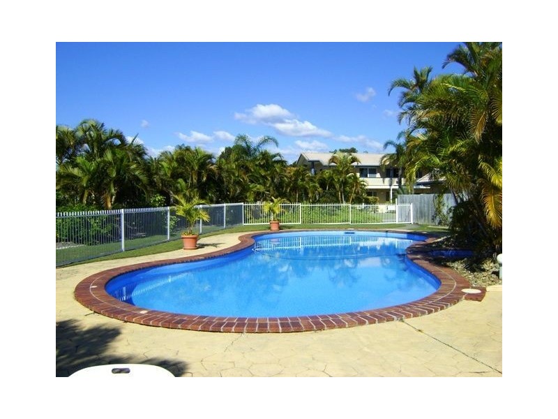 32/50 St Kevins Ave, Benowa QLD 4217