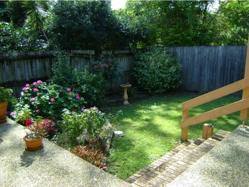 2/9 College Avenue, Southport QLD 4215