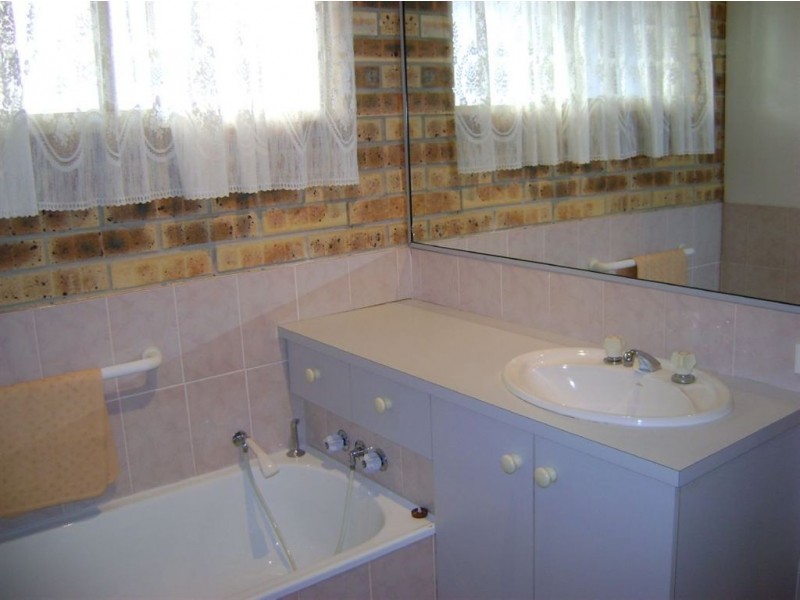 2/9 College Avenue, Southport QLD 4215