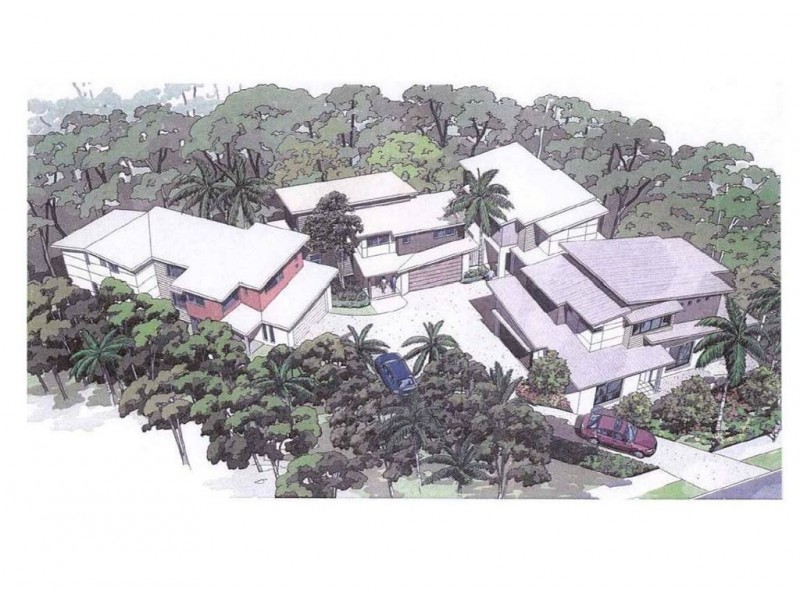 71 Ridgeway Avenue, Southport QLD 4215