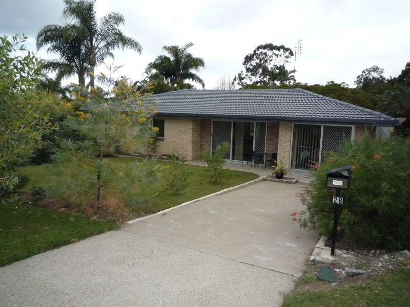 28 Shirley St, Southport QLD 4215