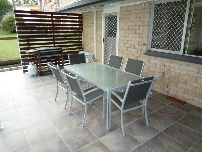 28 Shirley St, Southport QLD 4215