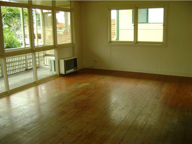 3 College Avenue, Southport QLD 4215