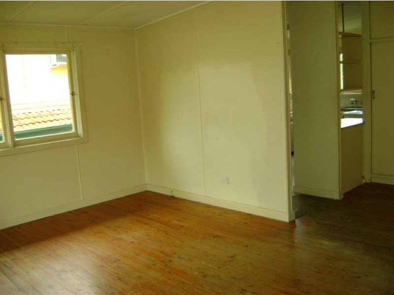 3 College Avenue, Southport QLD 4215