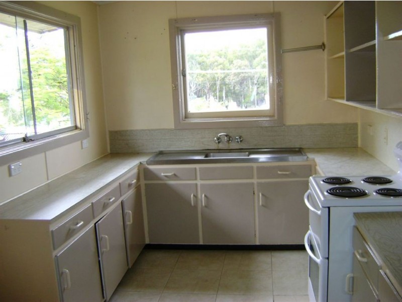 3 College Avenue, Southport QLD 4215