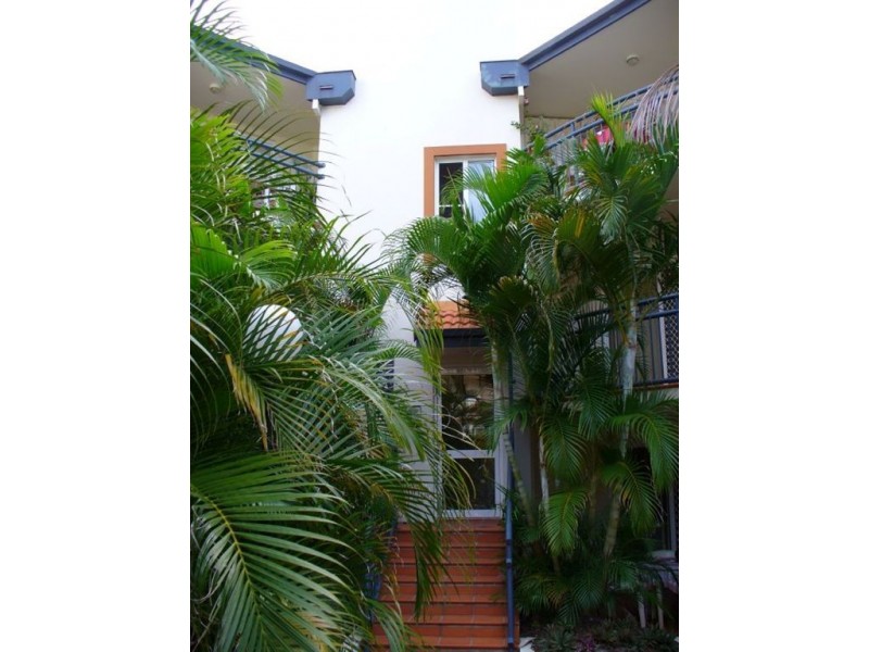 106/148 Marine Pde, Southport QLD 4215