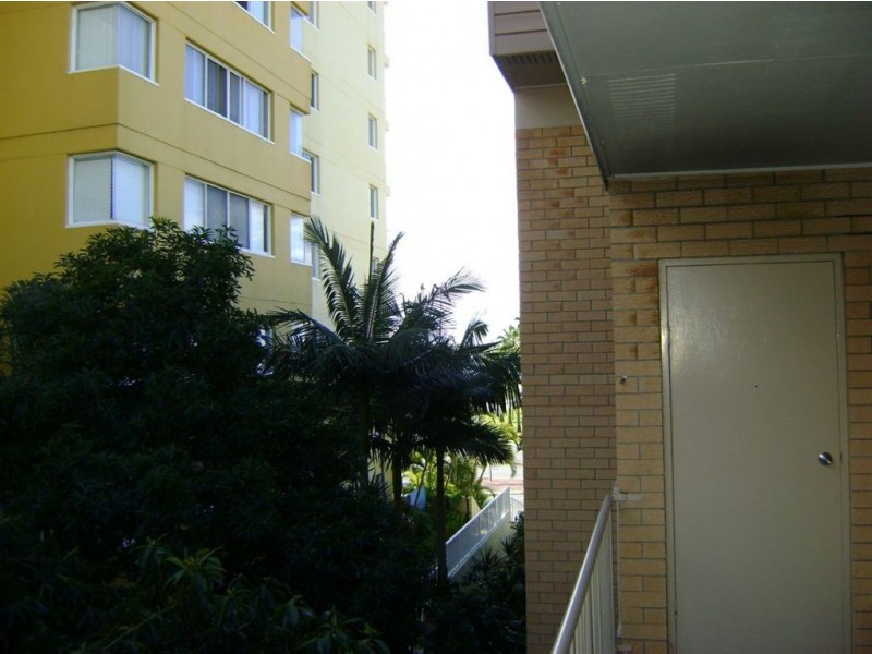 10/28 Marine Pde, Southport QLD 4215