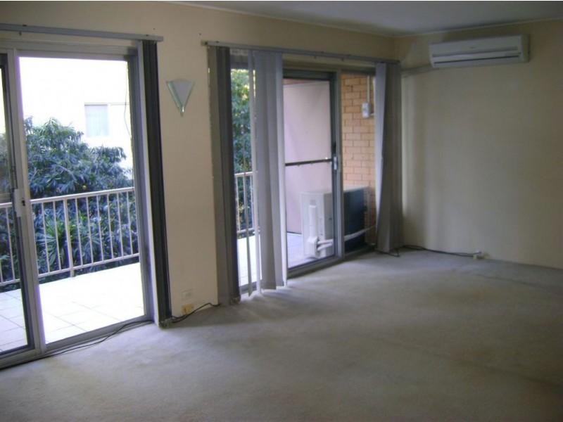 10/28 Marine Pde, Southport QLD 4215