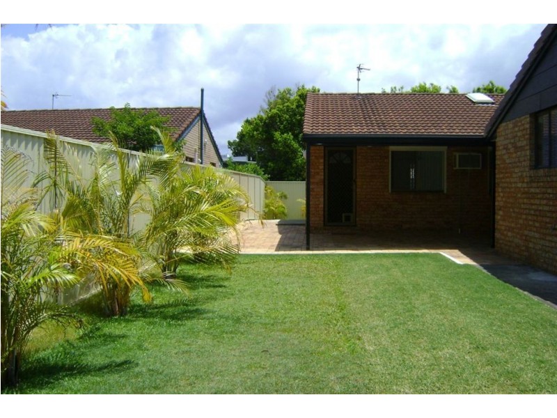 1/23 Gardiners Place, Southport QLD 4215
