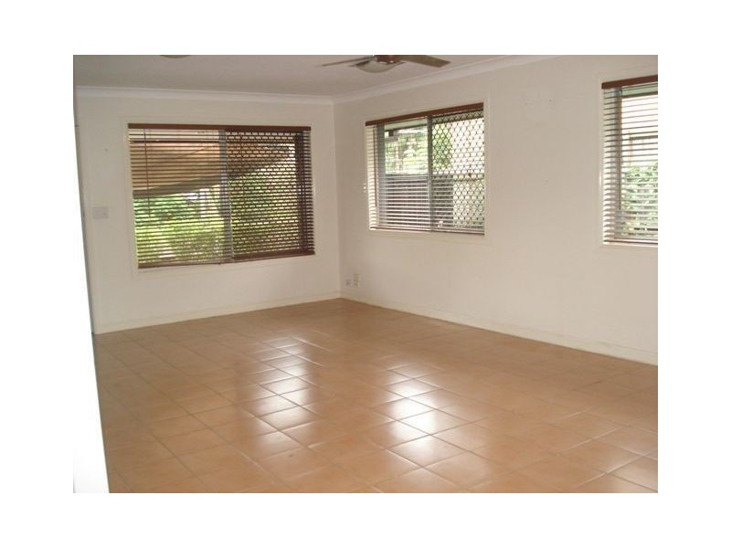 78 Benowa Rd, Southport QLD 4215